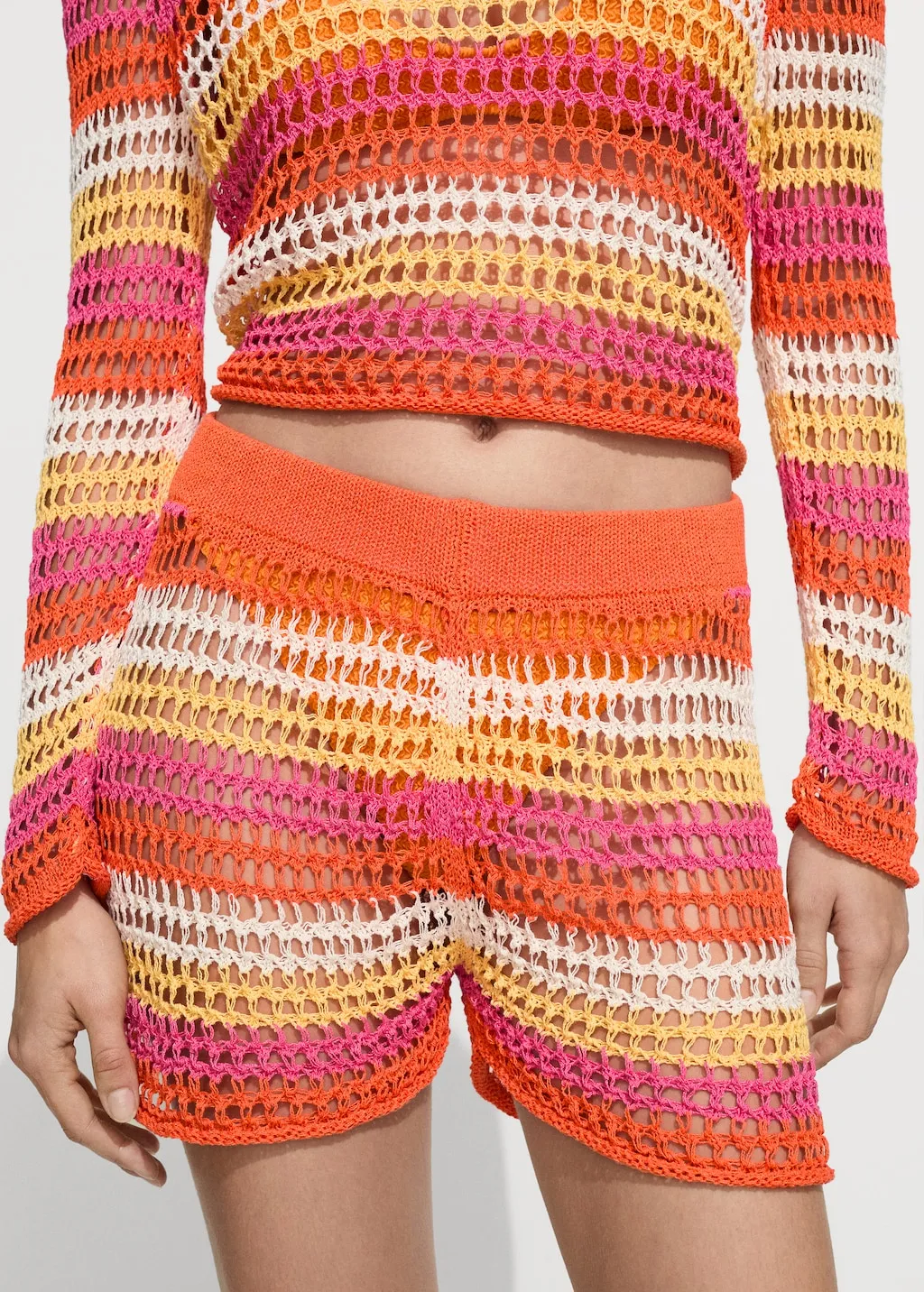 Gecombineerde crochet trui